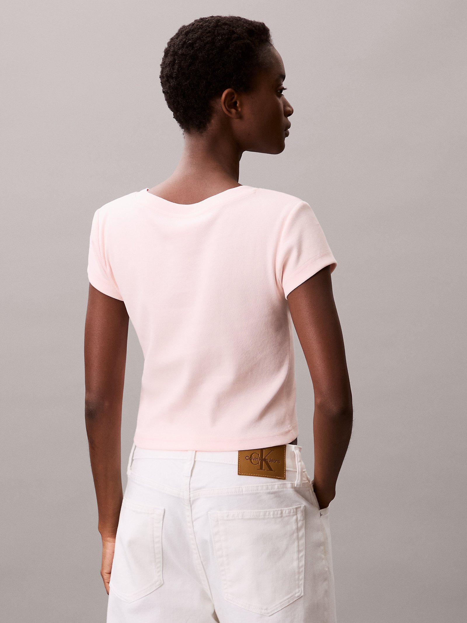 calvin-klein_tee-shirt_lv047c910g-1